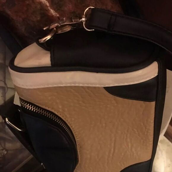 Bijou Brigitte Crossbody & Single Handle Handbag. - Picture 3 of 12